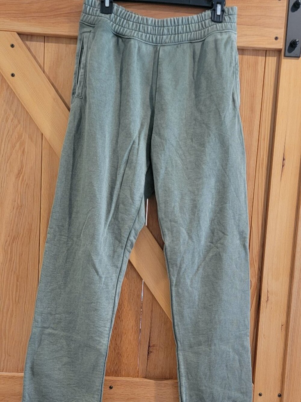 Offline by Aerie Army Green Sweatpants - Medium